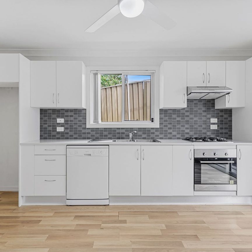 Spacious Granny Flat - Photo 1