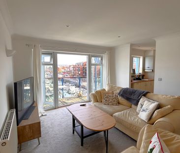 2 bedroom Second Floor Apartment to rent - Photo 1