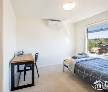 9 Katelyn Court, WAURN PONDS VIC 3216 - Photo 5