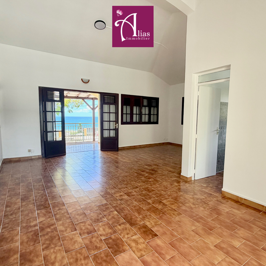 Location Maison 4 pièces 118m² LE GOSIER 97190 - Photo 1