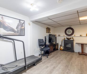 For Lease - 66 Chaucer Crescent, Barrie, Ontario - Photo 6