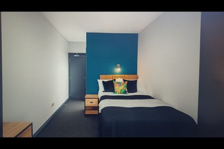 Room in a Shared House, Chiltern Rise, LU1 - Photo 5