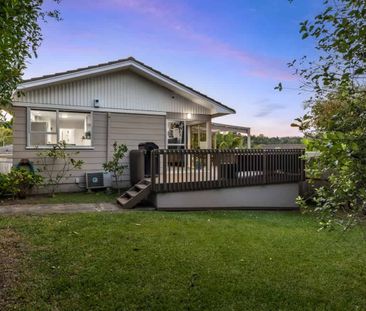 4 bedroom plus external rumpus in beautiful Bayview. - Photo 4