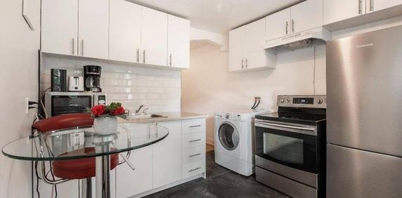 Appartement 4 1/2 - 2 chambres à coucher - 75 m² (817 p2), mois de mars 2026 gratuit - Photo 2