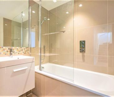 Premier House, West Byfleet, Surrey, KT14 - Photo 3