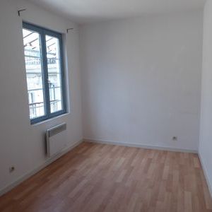 À louer / Appartement F3 DUPLEX / BESANCON CENTRE VILLE - PROCHE MAIRIE 1 C rue Mégevand - Photo 3