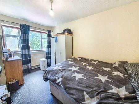 Whytecliffe Rd North, Purley, Surrey, CR8 - Photo 2