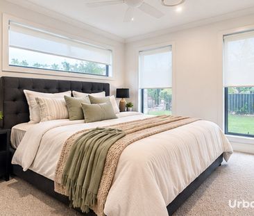 3 Bedroom home across from reserve | Solar included - Photo 4