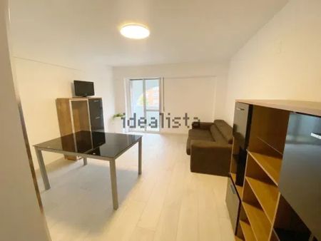 Alquiler de piso en Sabino Arana Etorbidea - Foto 2
