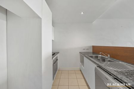 28/20 Moore Street, Turner ACT 2612 - Apartment For Rent | Domain - Photo 2