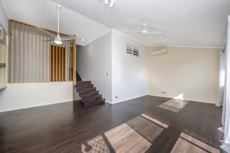 2/330 Stanley St, Townsville City QLD 4810 - House For Rent | Domain - Photo 5