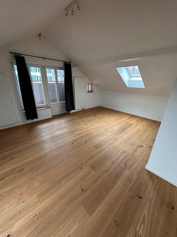 Moderne 2.5-ZW im DG mit Balkon - Photo 5