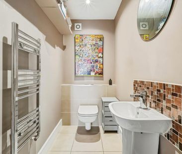 3 bedroom semi-detached house to rent - Photo 1