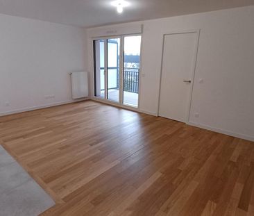 location Appartement T2 DE 49.7m² À COURBEVOIE - Photo 2