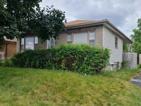 For Lease - 94 Taunton Road Unit# Upper, Oshawa, Ontario - Photo 5