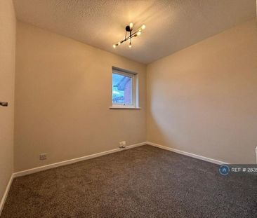 2 bedroom maisonette to rent - Photo 1