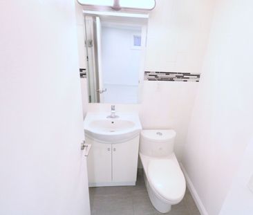 For Lease - 122 Longford Drive Unit# Basement, Newmarket, Ontario - Photo 5