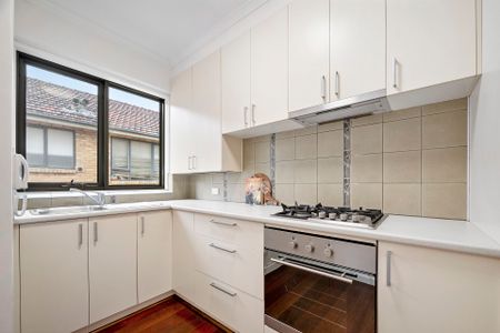 Unit 8/17 Burnett Street, - Photo 3