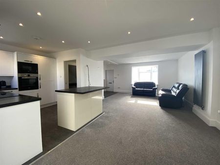 To Let 3 Bed House - Semi-Detached Queen Street, Treuddyn PCM £900 pcm - Photo 3