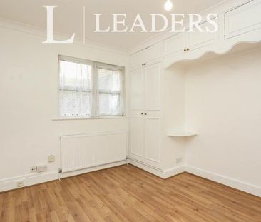 2 bedroom apartment to rent Culverley Road, London, SE6 - Photo 4