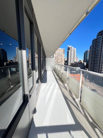 For Lease - 75 Canterbury Place Unit# 1602, Toronto, Ontario - Photo 4
