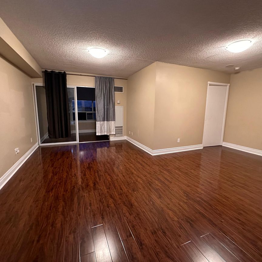 For Lease - 135 Hillcrest Avenue Unit# 710, Mississauga, Ontario - Photo 1