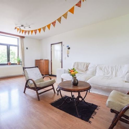 Appartement te huur - Photo 1