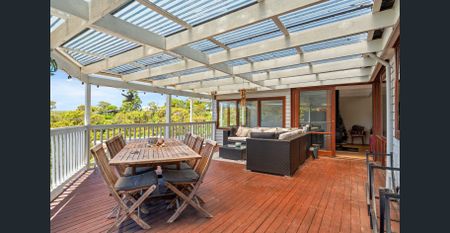 Coastal Family Retreat with Water Views – Five Bedrooms - Photo 2