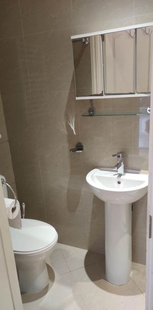 Price £900 pcm - Available 27/11/2025 - Furnished - Photo 1