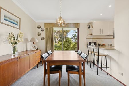 111 Blackbutts Road, Frenchs Forest NSW 2086 - House For Rent | Domain - Photo 3