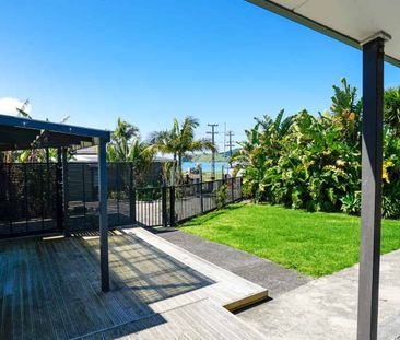 3 Bedroom + 1 Hobby Room (outside) Kawakawa Bay - Waterviews - Photo 2