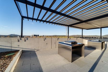 604/6 Furzer Street, Phillip - Photo 2