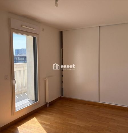 Appartement • Eiffel - Photo 3