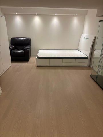 For Lease - 72 Dusay Place Unit# 2, Toronto, Ontario - Photo 3
