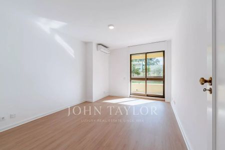 Avenidas Novas, Lisbon 1000 - Photo 3