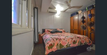 Fully Fenced 3x1 Home - Photo 2