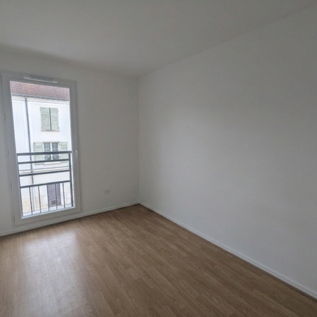 Location Appartement 2 pièces 49m² TAVERNY 95150 - Photo 4