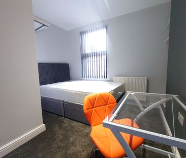 Broadwood Street, Liverpool. - Photo 3