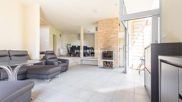 Dom Kraków Zwierzyniec powierzchnia 302.0 m² C206-WD-74810 - Photo 1