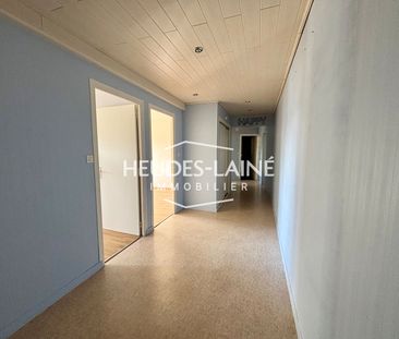 Location Appartement 3 pièces 93m² AVRANCHES 50300 - Photo 5