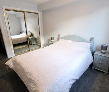 Glendale Mews, Mid Floor, AB11 - Photo 6