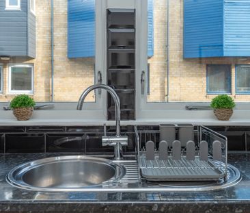 2 Bed Terraced House, Hampstead Walk, E3 - Photo 6