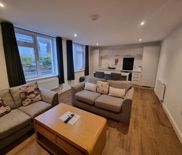 2 bedroom ground floor flat to rent - Photo 1