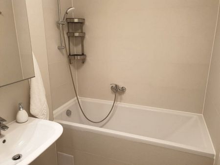 Apartament cu 2 camere in zona Semicentrala - Fotografie 4