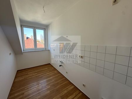 Sehr helle 2 Raum-Whg. mit Ausblick über die Stadt und Garage und *Bungalow auf dem Grundstück - Photo 5