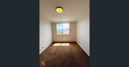 Super wonderful 2B2B. Fully Furnished-Close to all amenities & Combined living and dining & Neat kitchen with gas & Built in wardrobe - Photo 2