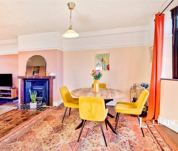 3 bedroom house to rent Springfield Park Road, CM2 - Photo 2