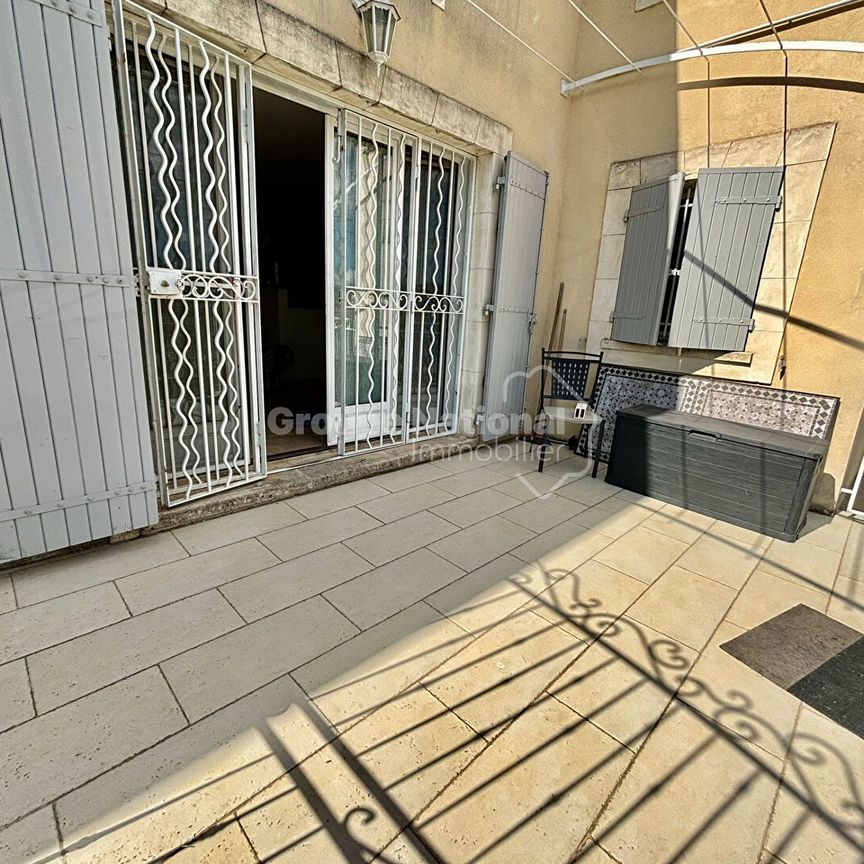Location appartement 67.69 m², Tarascon 13150 Bouches-du-Rhône - Photo 1