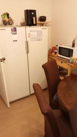 East Melbourne - Photo 2