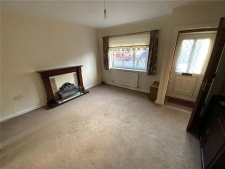 2 bedroom terraced house to rent - Photo 4